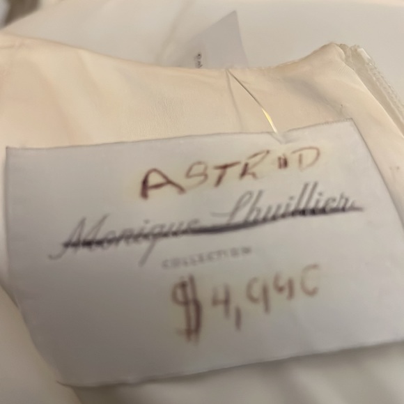 Monique Lhuillier Astrid Wedding Bridal Gown size 10 - Picture 9 of 10
